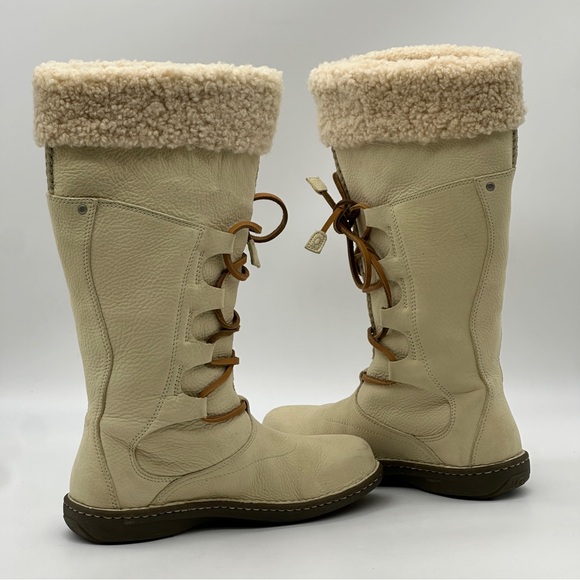 UGG Lace Up Boots. Size 10 - Picture 10 of 11